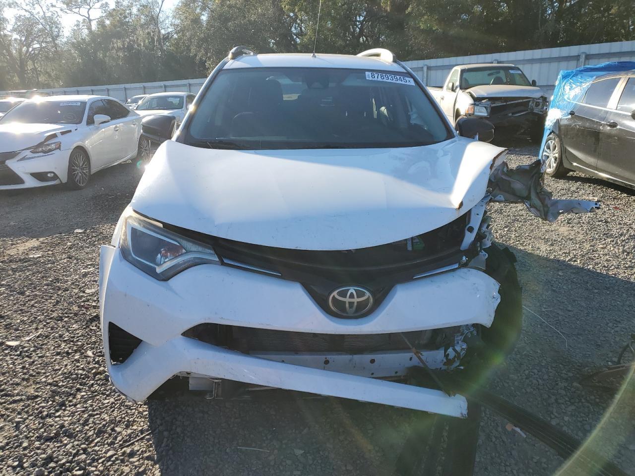2018 TOYOTA RAV4 LE - Image 5