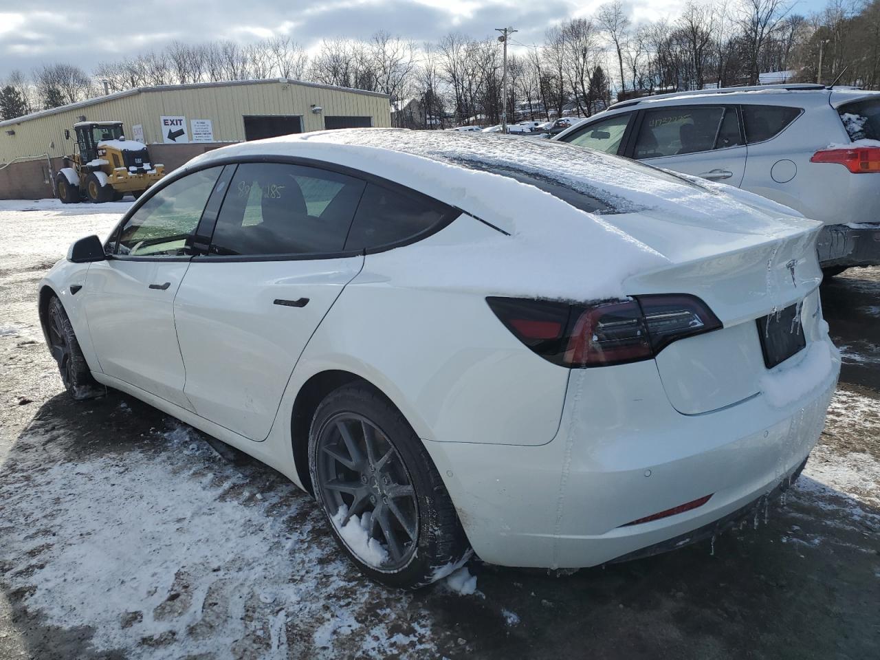2022 TESLA MODEL 3 - Image 2