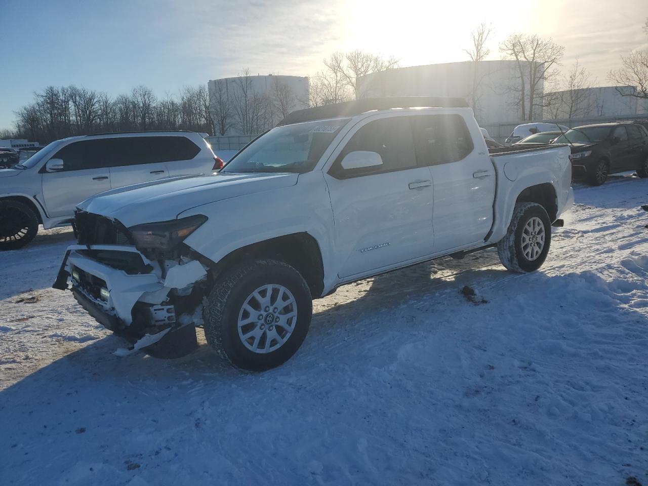 2024 TOYOTA TACOMA DOU