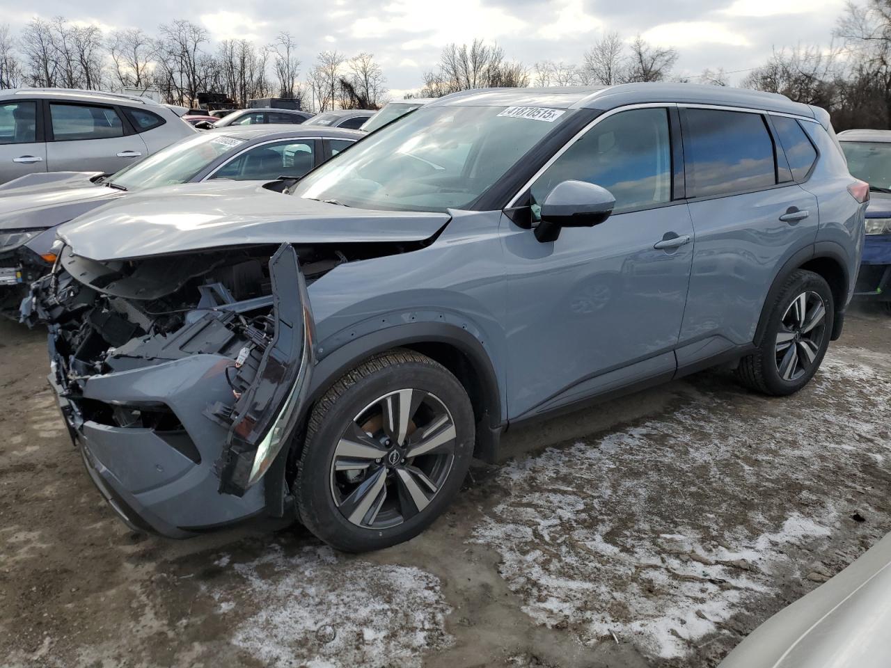 2024 NISSAN ROGUE SL