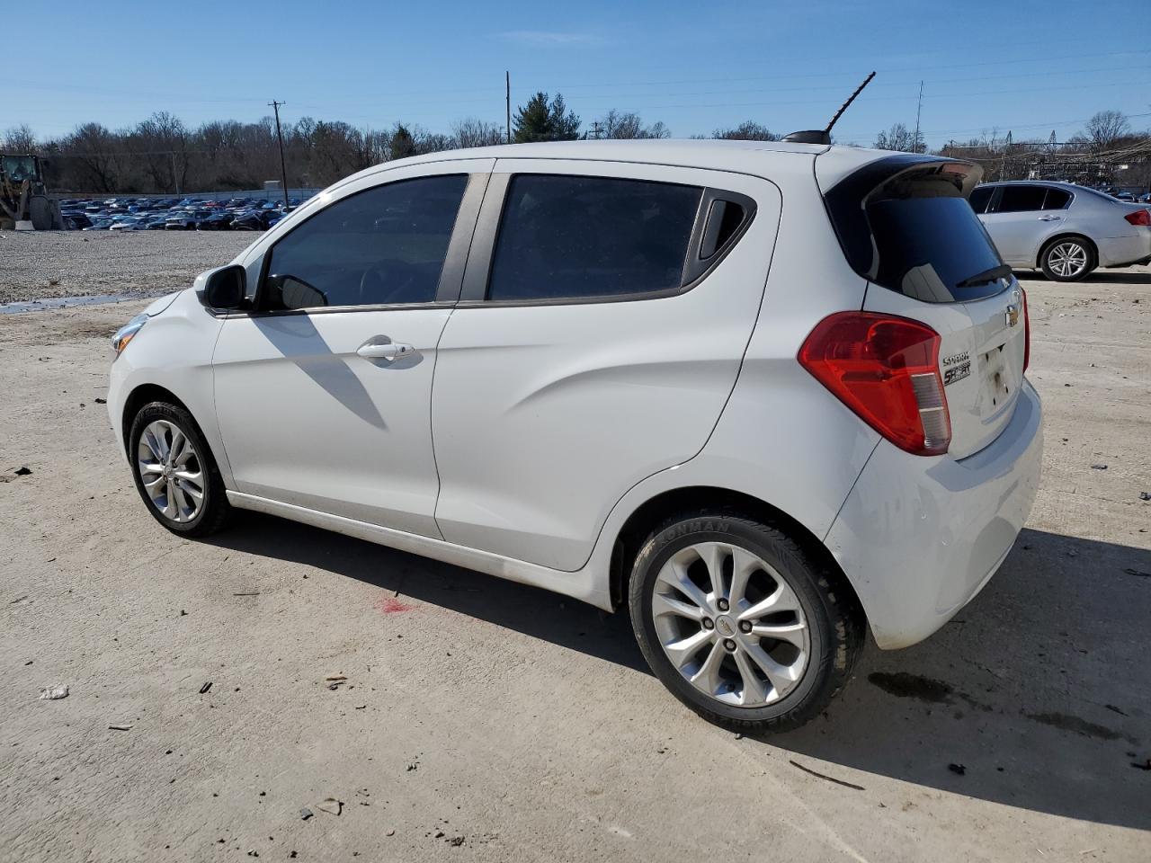 2022 CHEVROLET SPARK 1LT - Фото 2