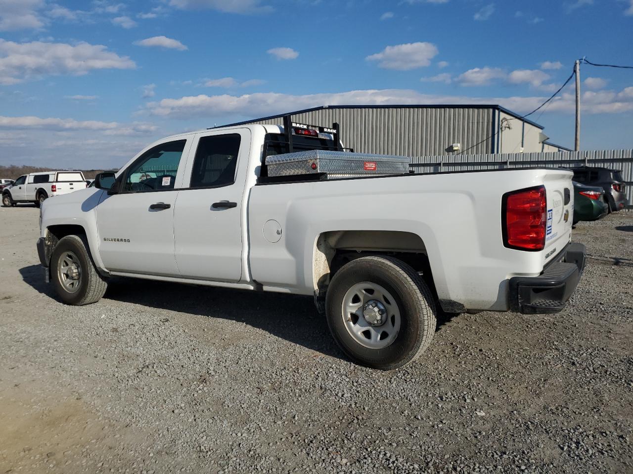 2018 CHEVROLET SILVERADO - Фото 2
