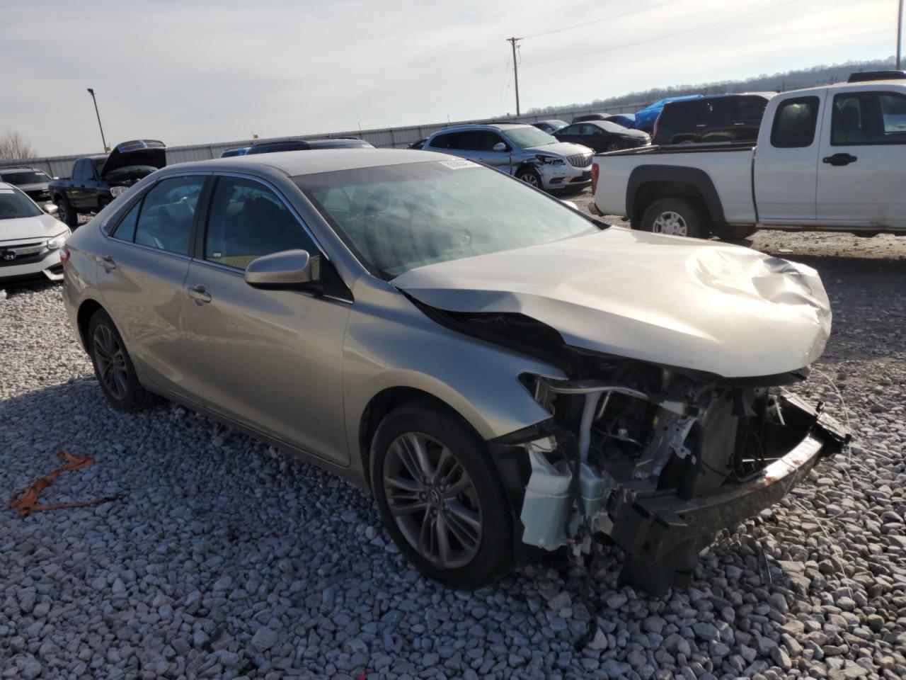 2016 TOYOTA CAMRY LE - Фото 4
