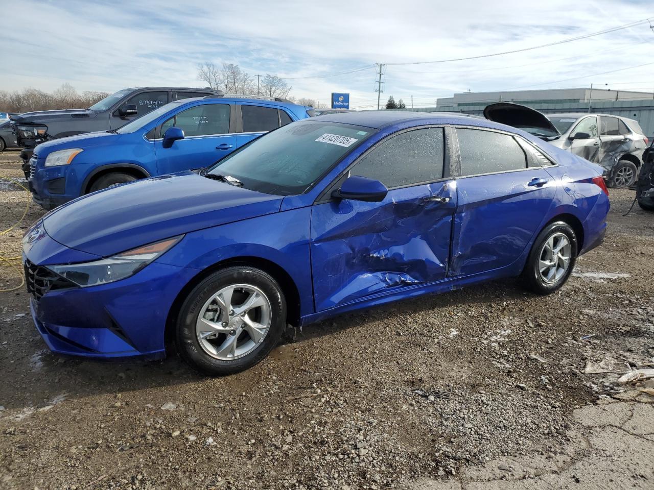 2023 HYUNDAI ELANTRA SE