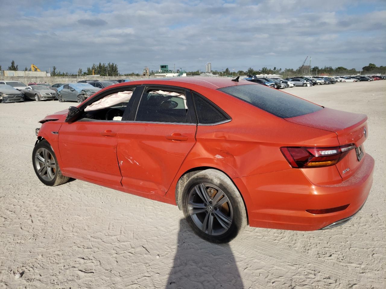 2019 VOLKSWAGEN JETTA S - Image 2