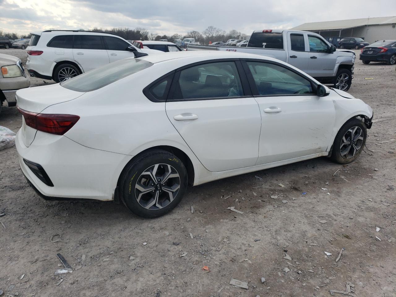2021 KIA FORTE FE - Фото 3
