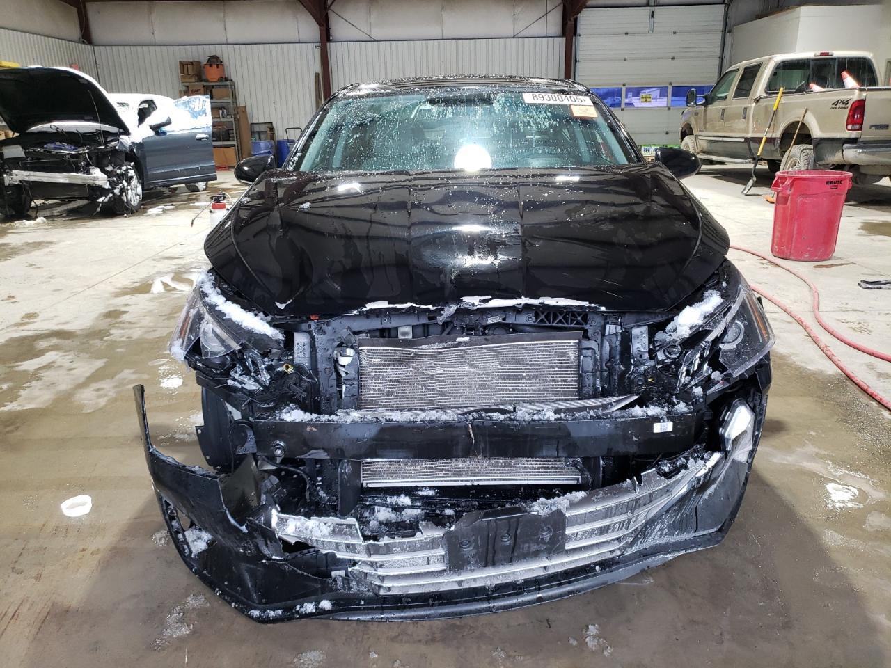 2019 HYUNDAI ELANTRA SE - Фото 5