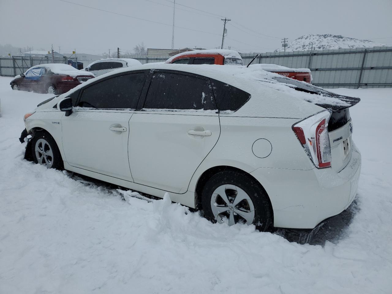 2015 TOYOTA PRIUS - Фото 2