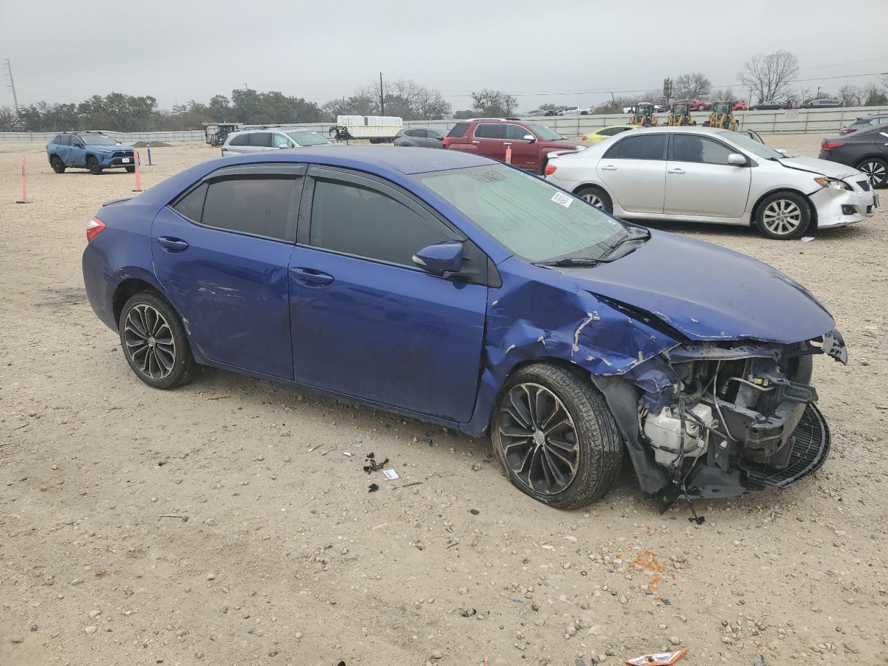 2015 TOYOTA COROLLA L - Фото 4