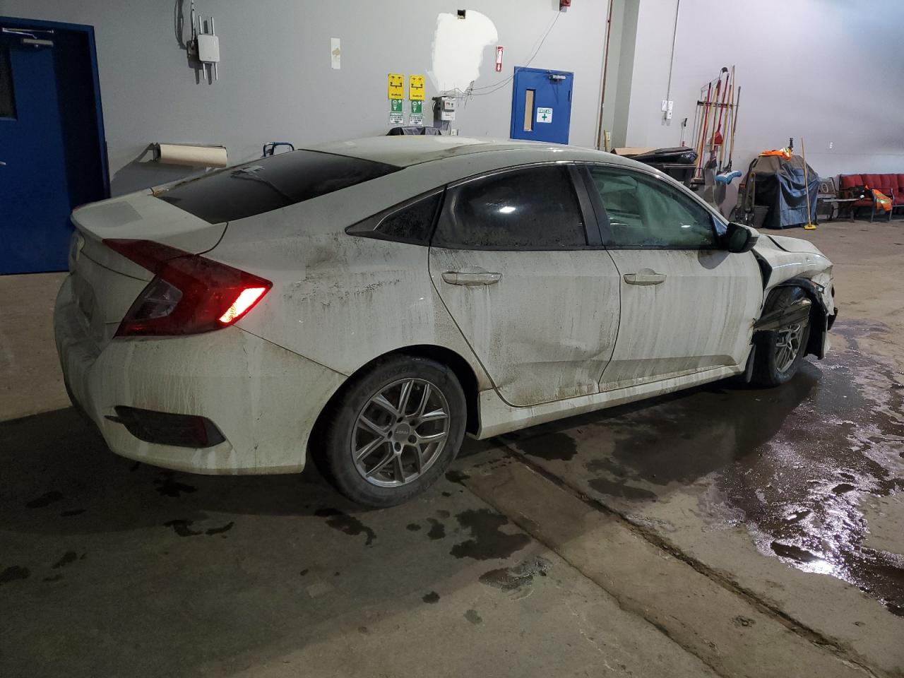2017 HONDA CIVIC LX - Фото 3
