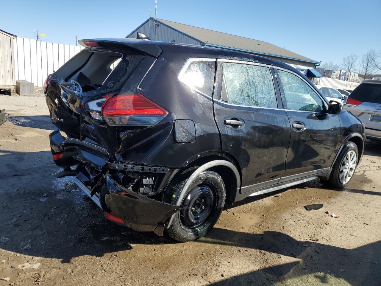 2017 NISSAN ROGUE S - Фото 3