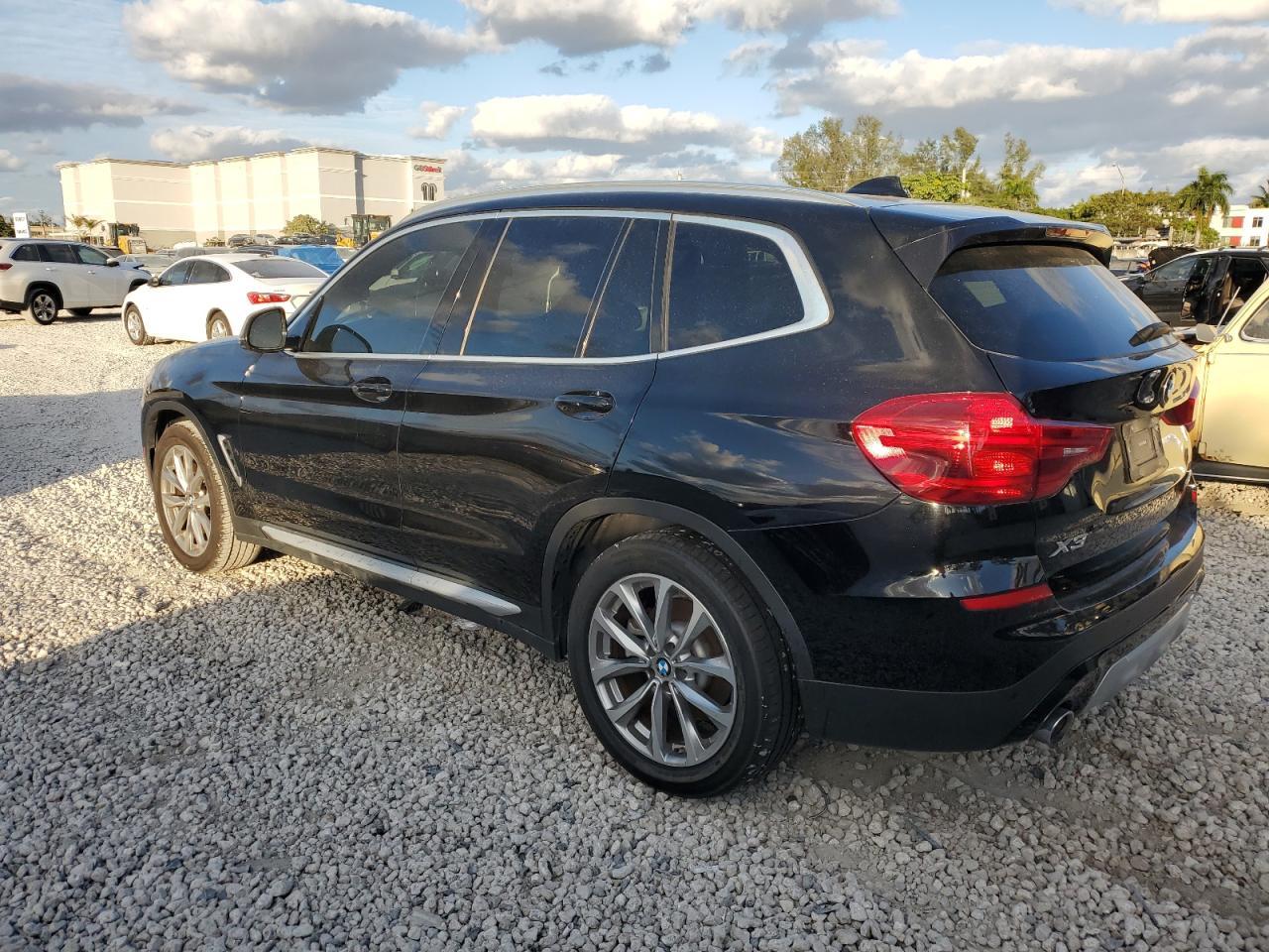 2019 BMW X3 XDRIVE3 - Image 2