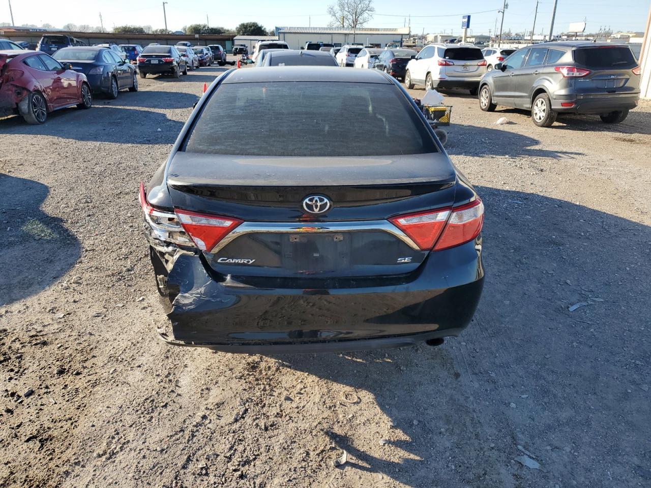 2015 TOYOTA CAMRY LE - Фото 6