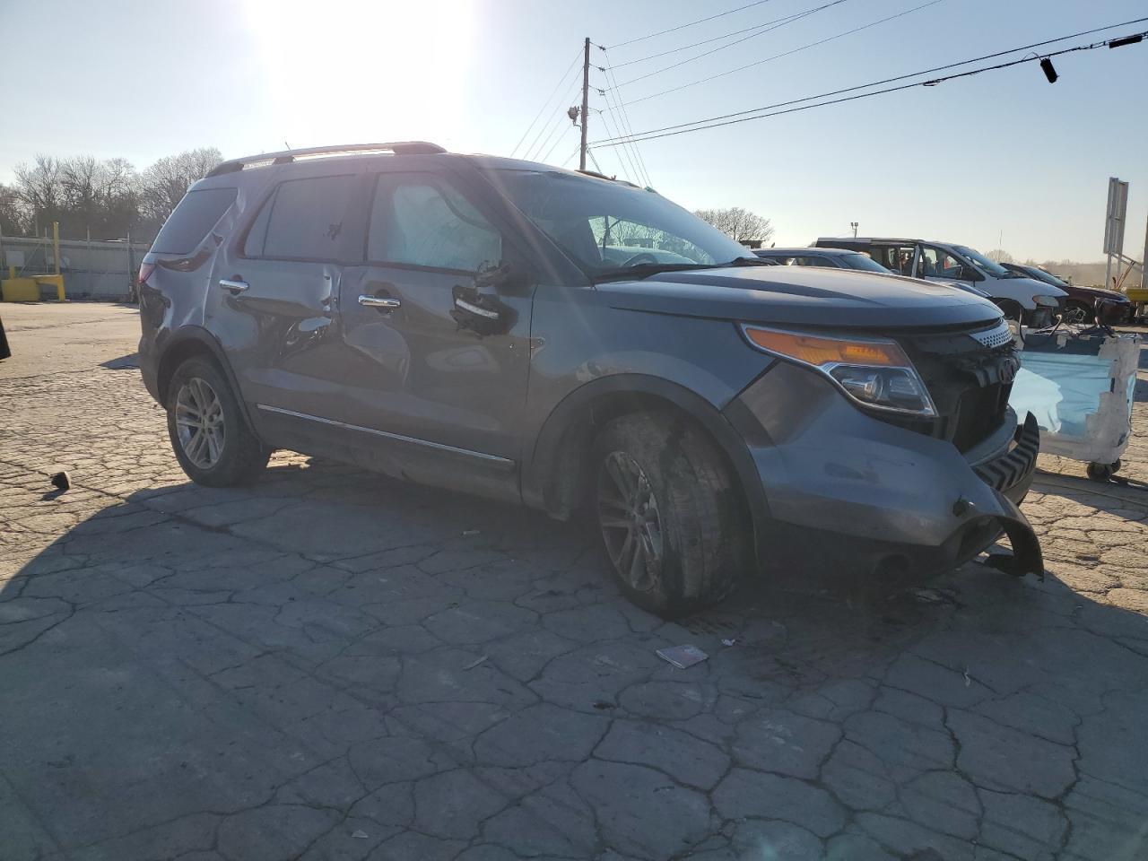 2013 FORD EXPLORER X - Image 4