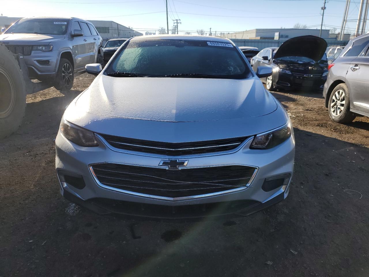 2017 CHEVROLET MALIBU LT - Image 5
