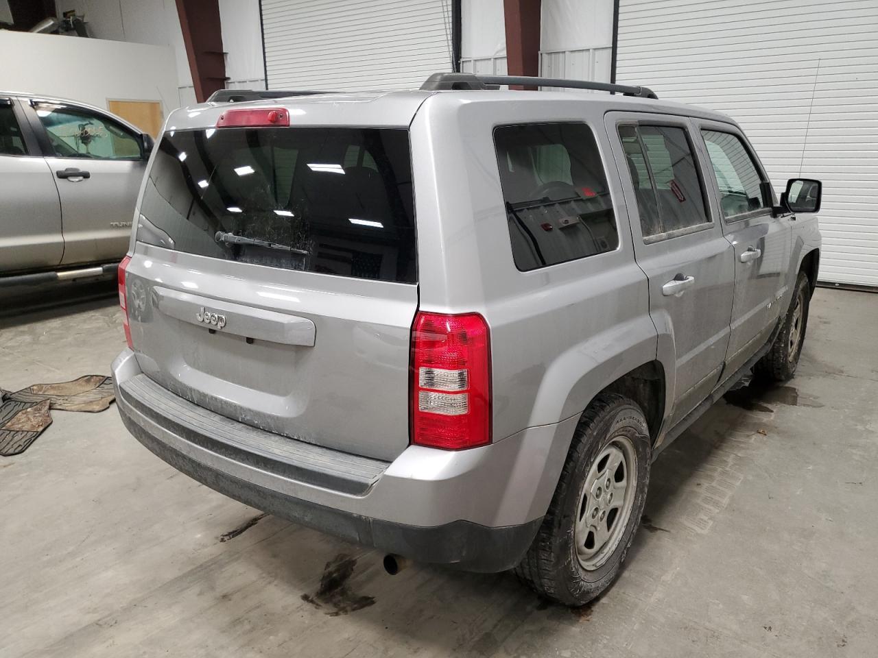 2015 JEEP PATRIOT SP - Фото 3