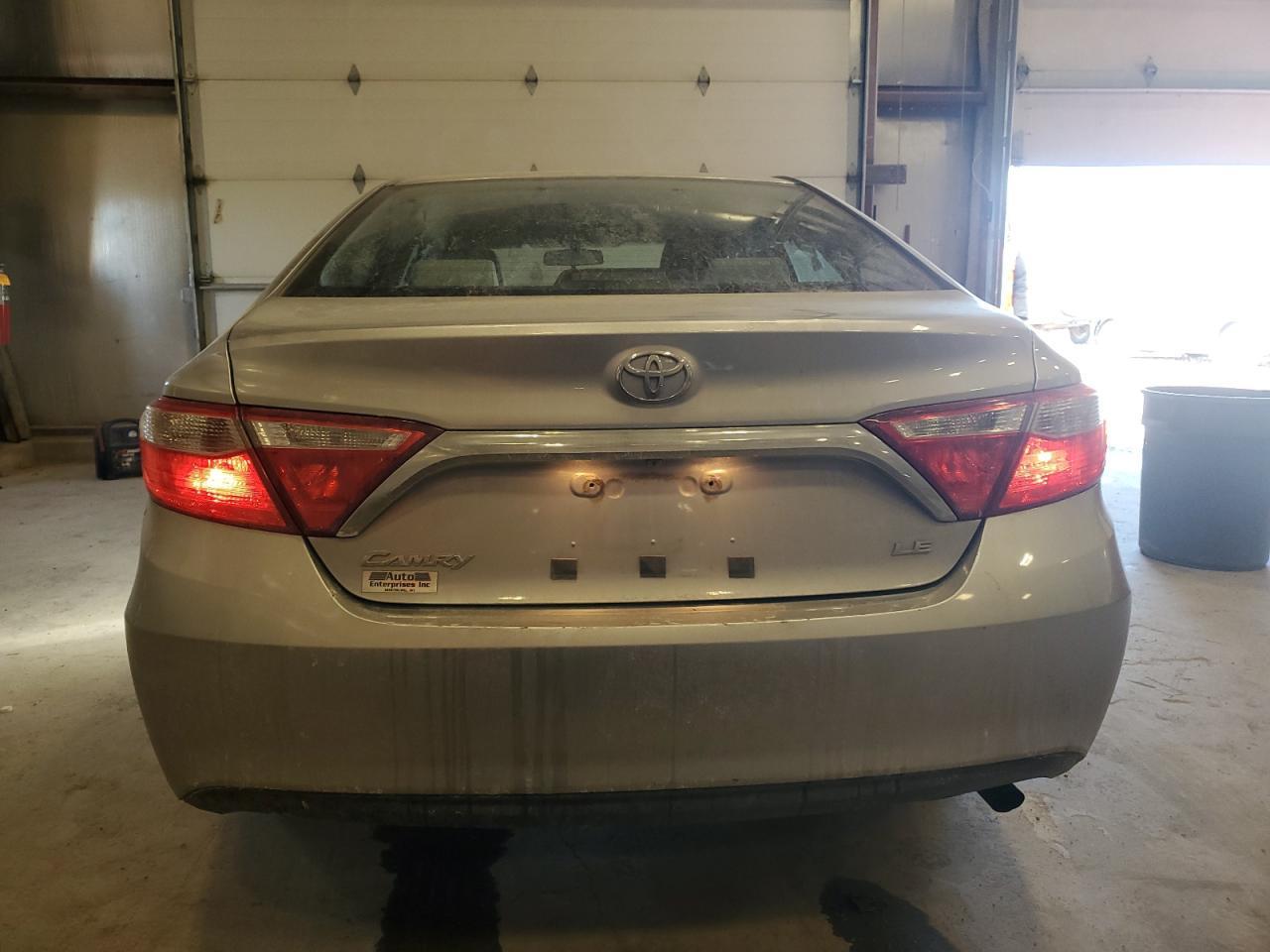 2016 TOYOTA CAMRY LE - Image 6