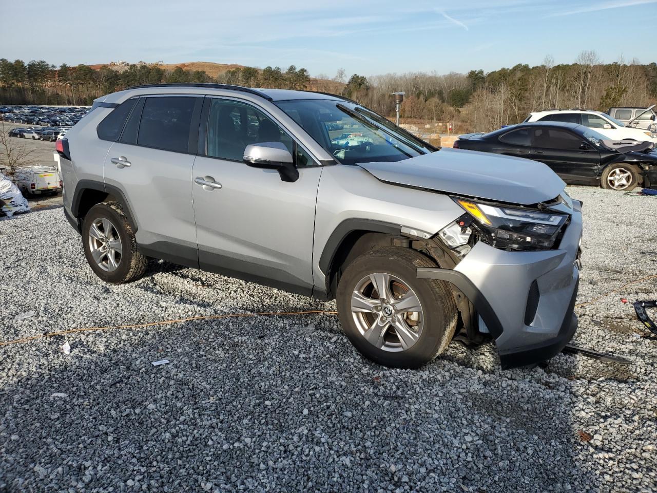 2022 TOYOTA RAV4 XLE - Фото 4
