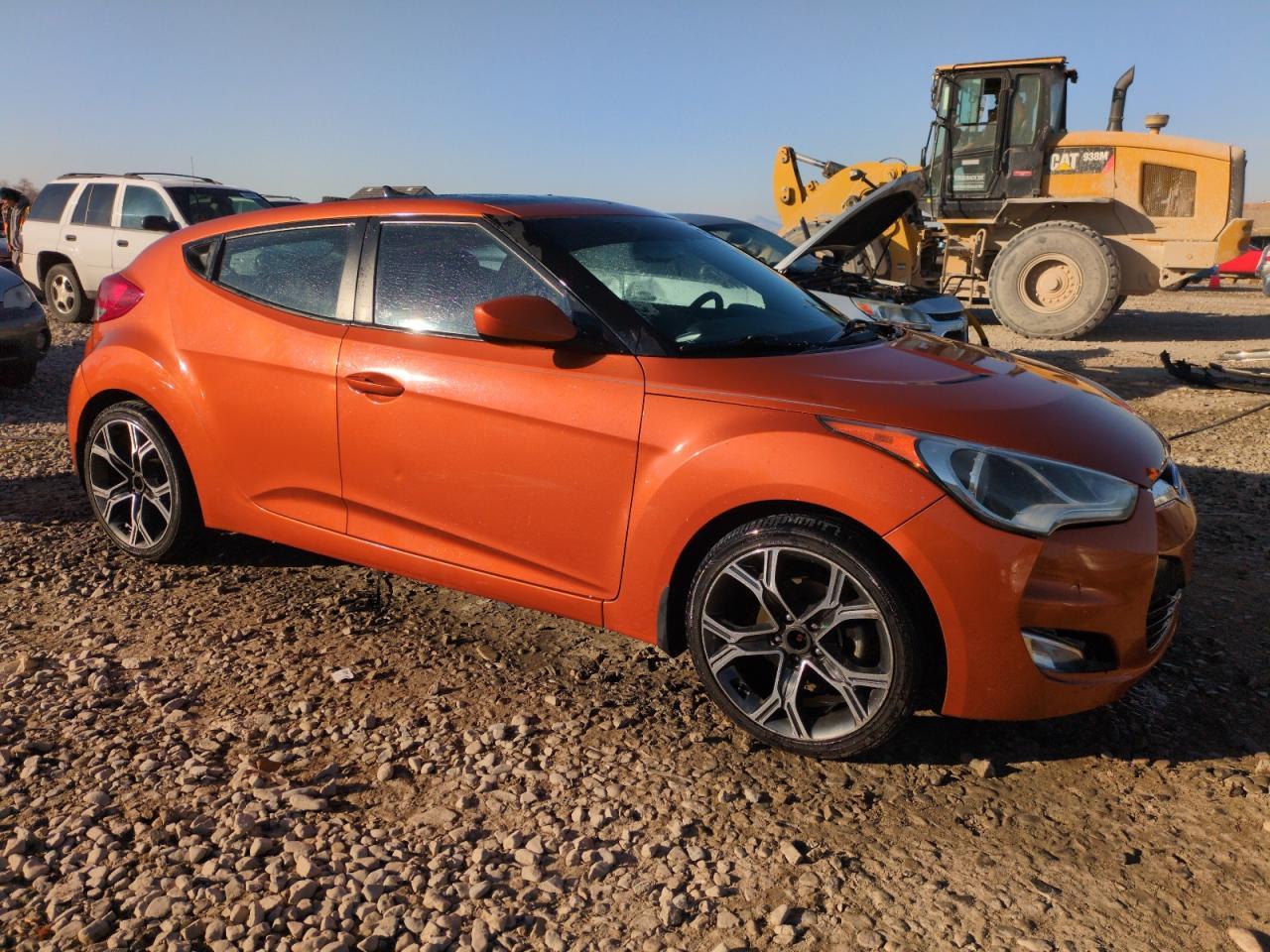 2013 HYUNDAI VELOSTER - Image 4