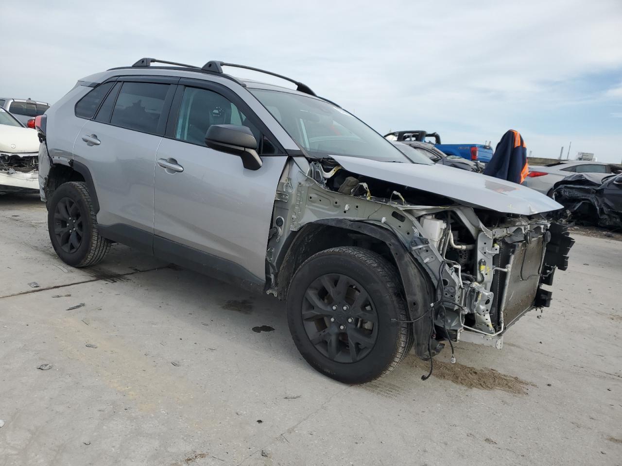 2021 TOYOTA RAV4 LE - Image 4