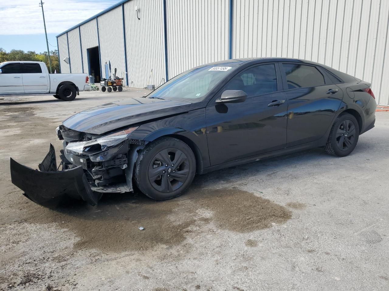 2022 HYUNDAI ELANTRA SE