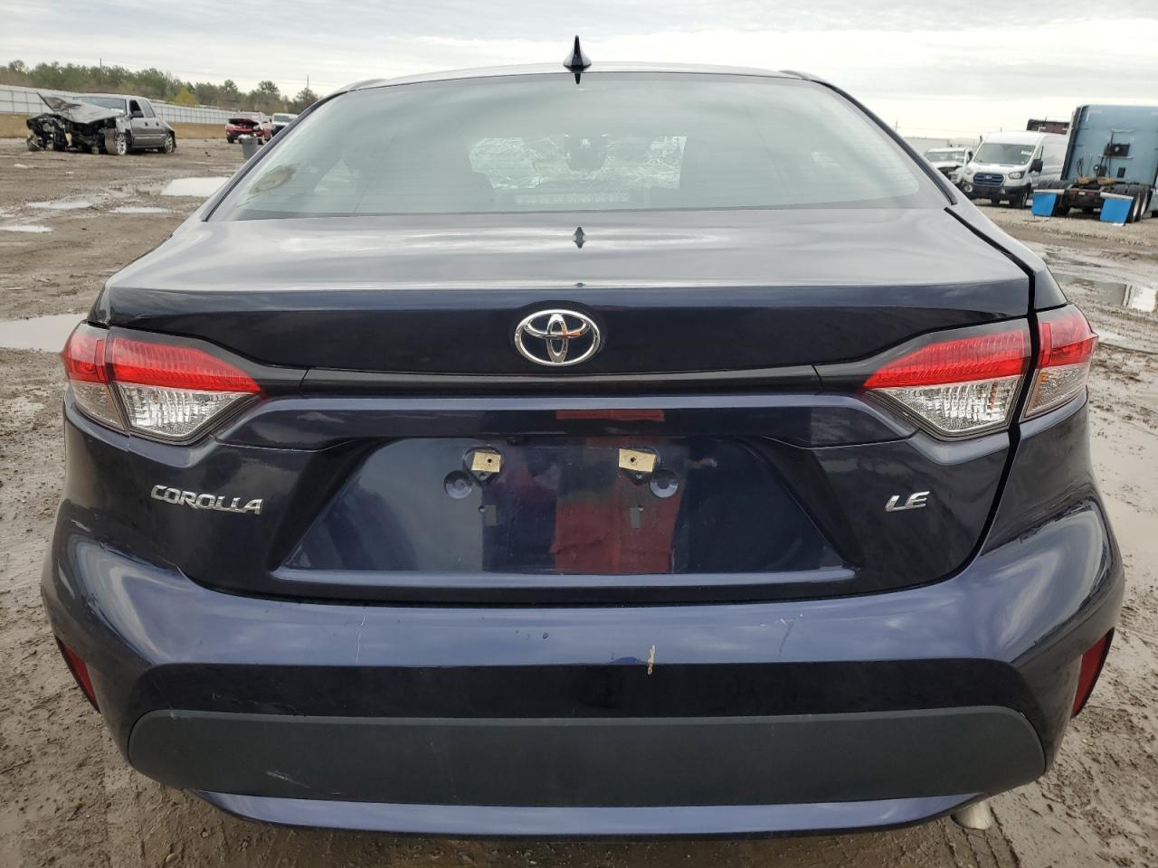 2022 TOYOTA COROLLA LE - Image 6