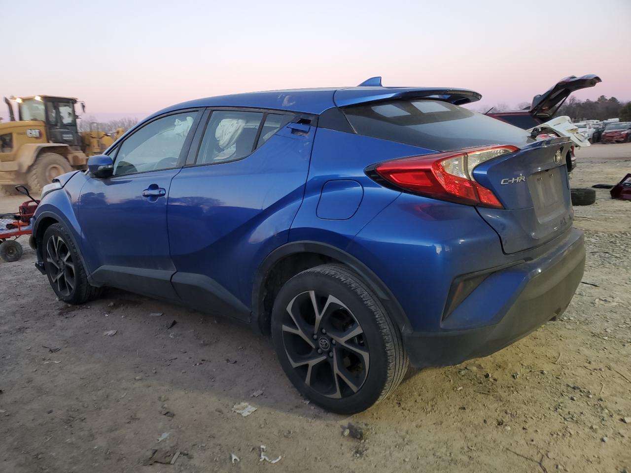 2018 TOYOTA C-HR XLE - Фото 2