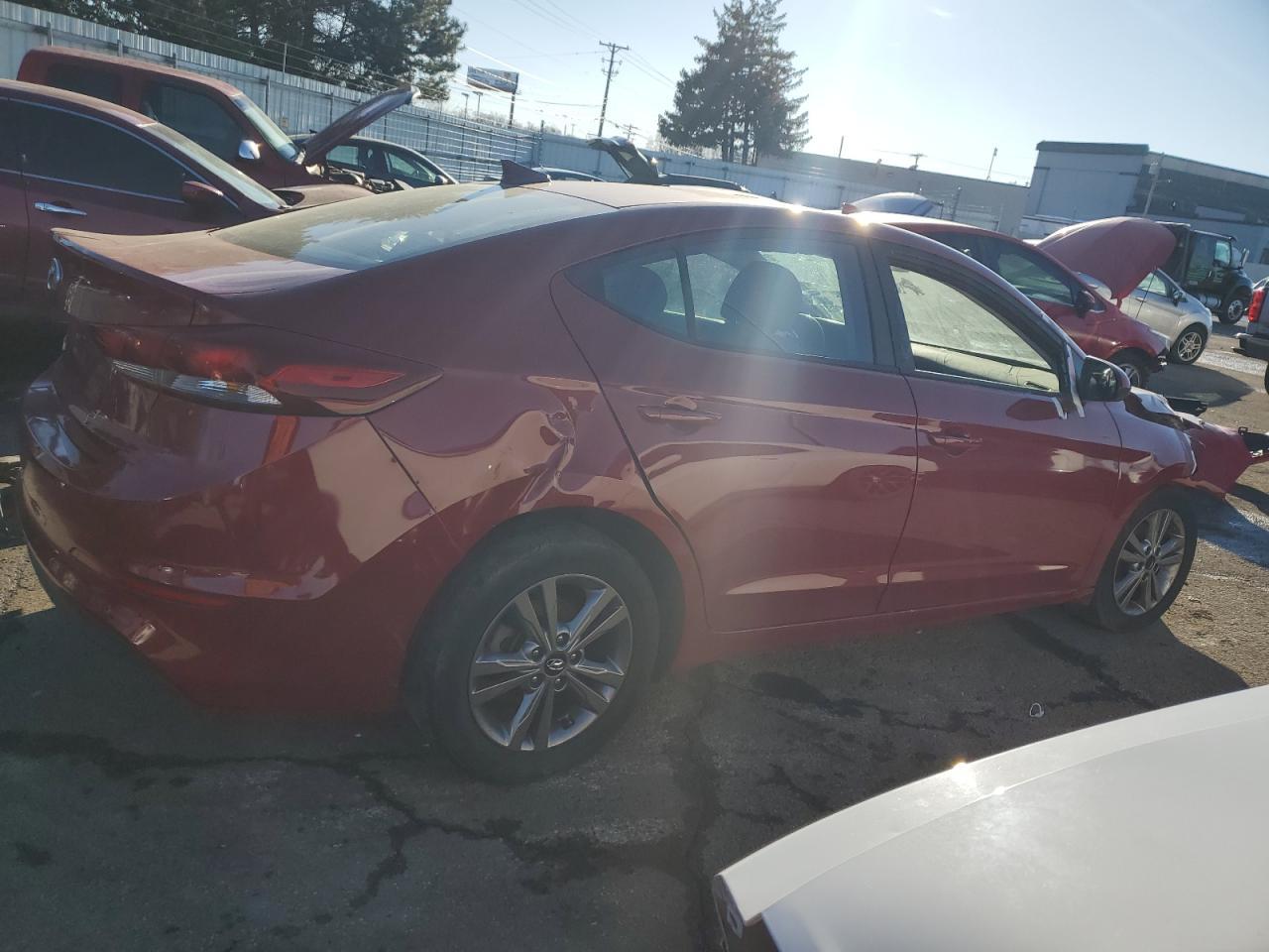 2018 HYUNDAI ELANTRA SE - Фото 3