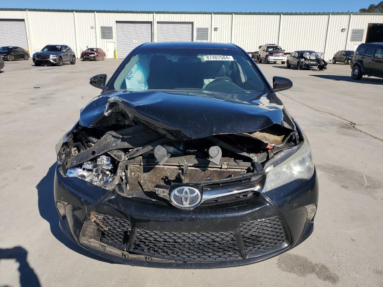 2017 TOYOTA CAMRY LE - Image 5