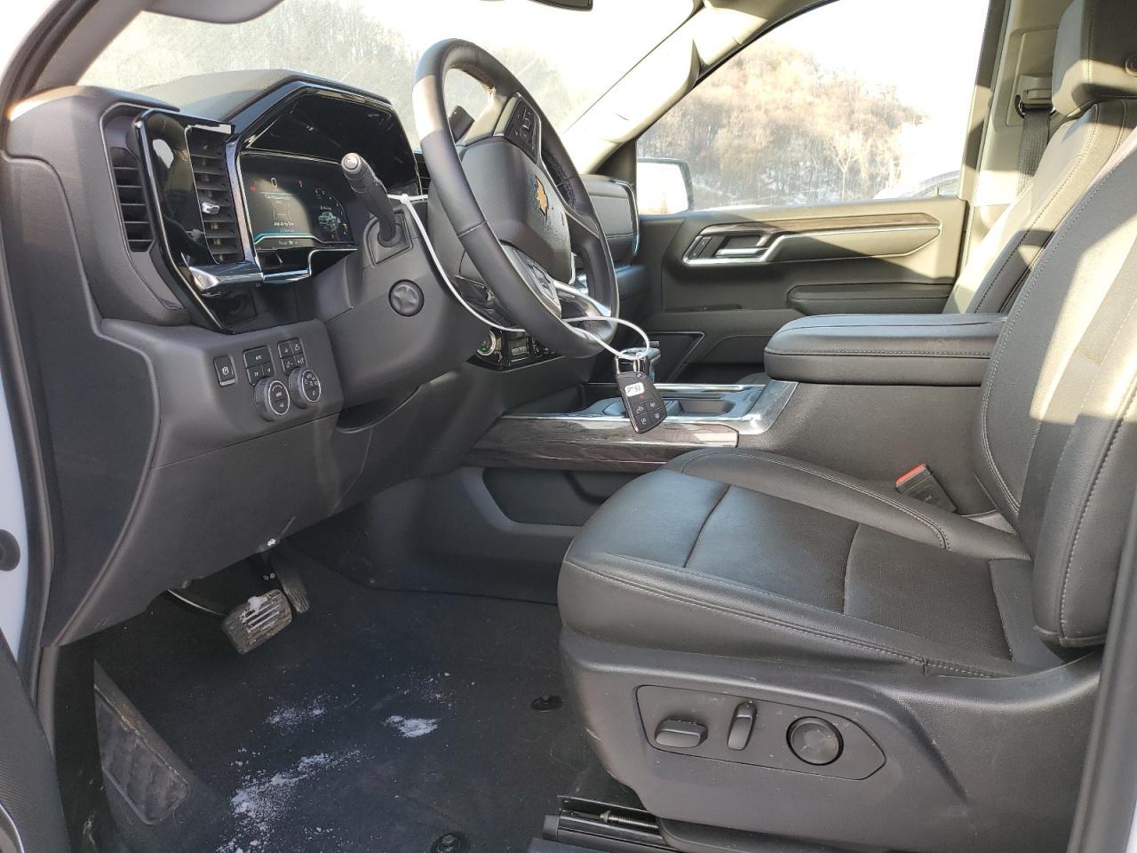 2023 CHEVROLET SILVERADO - Фото 7