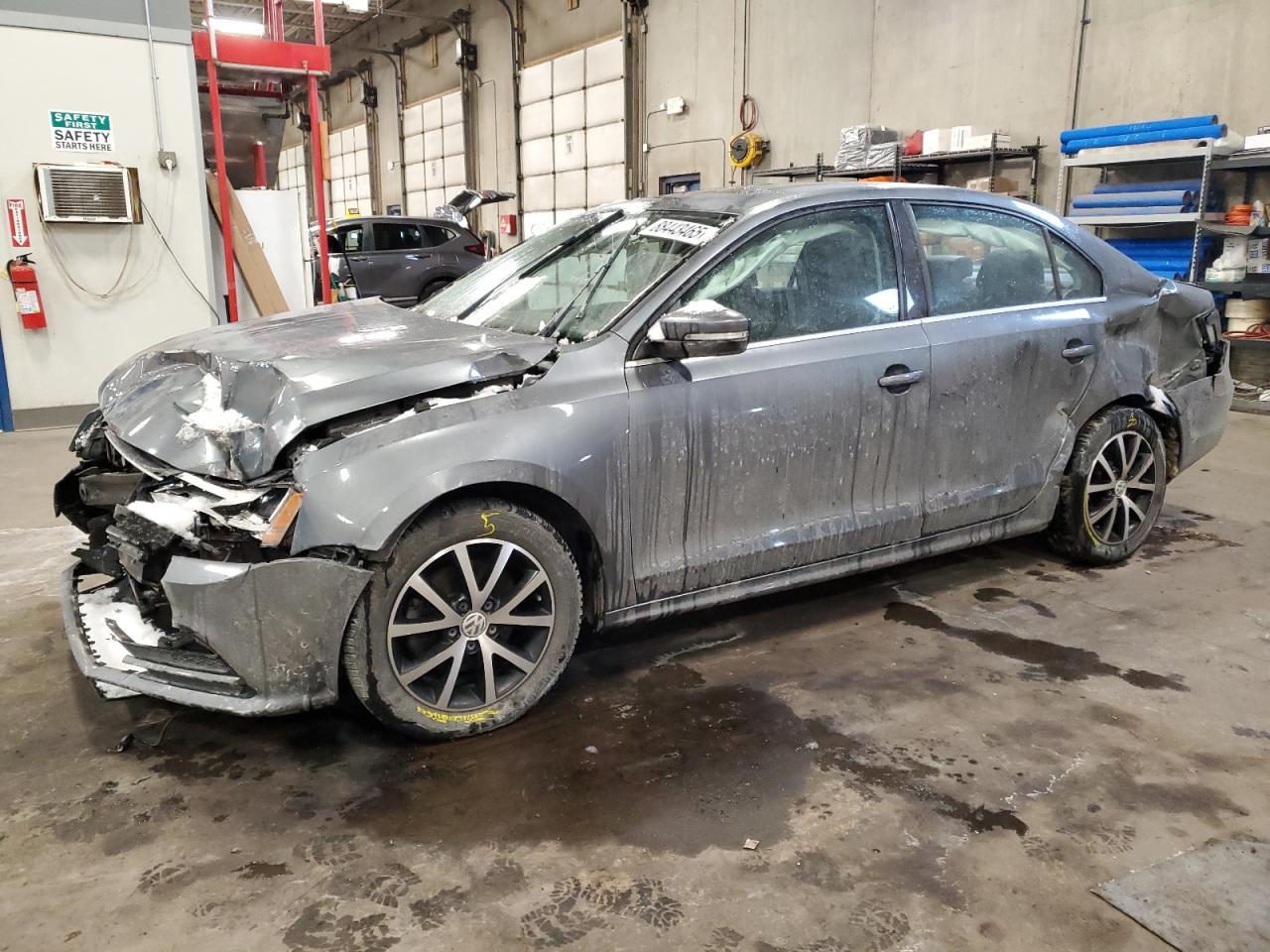 2017 VOLKSWAGEN JETTA SE