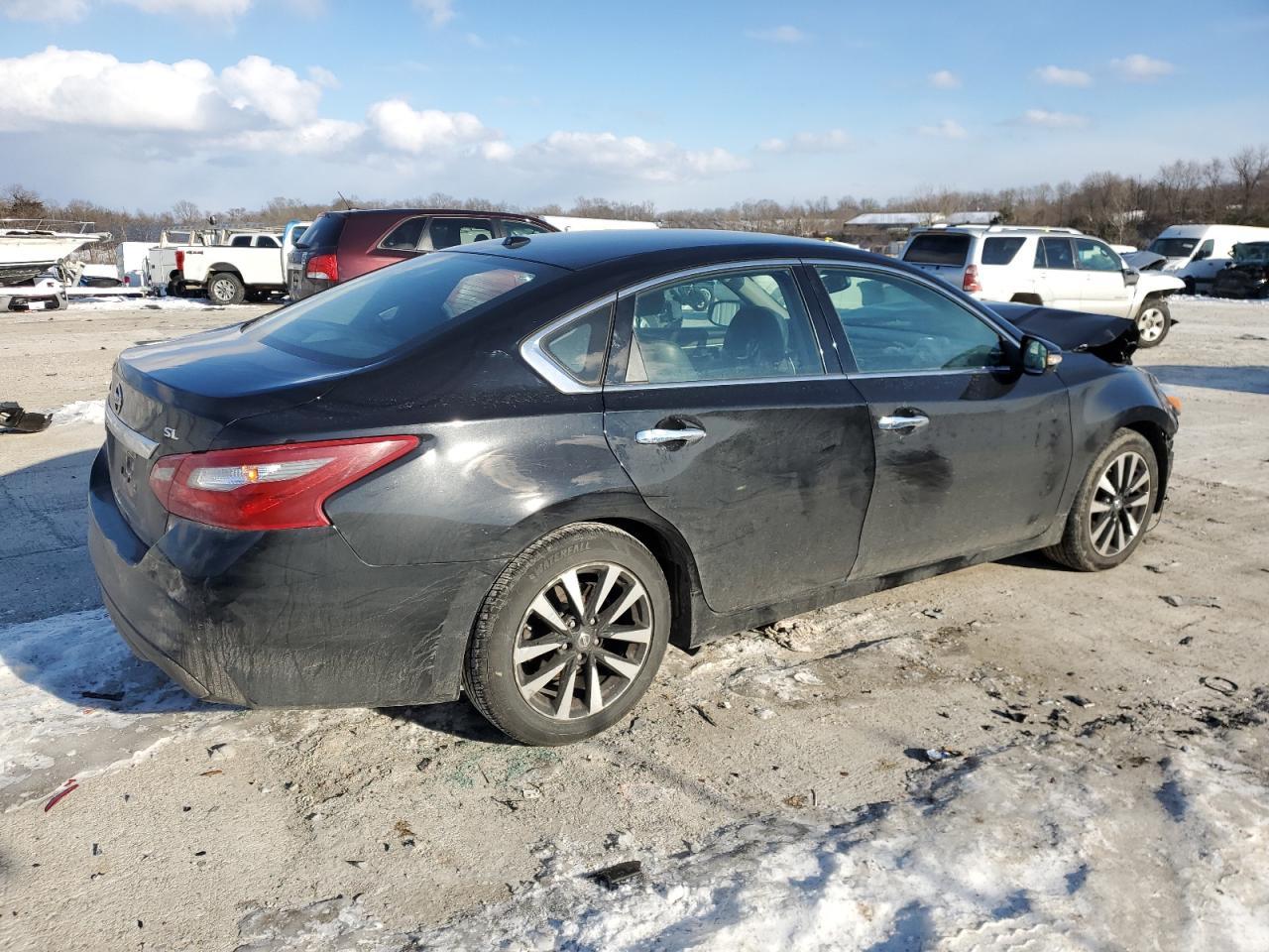 2018 NISSAN ALTIMA 2.5 - Фото 3
