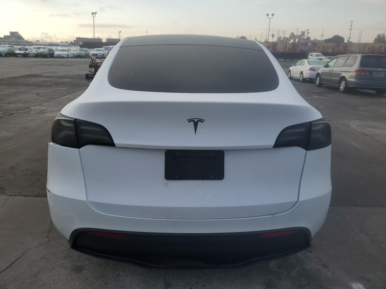 2023 TESLA MODEL Y - Image 6