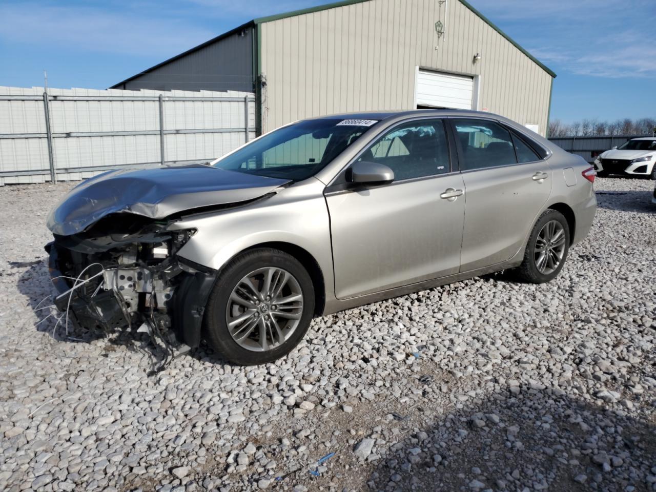 2016 TOYOTA CAMRY LE
