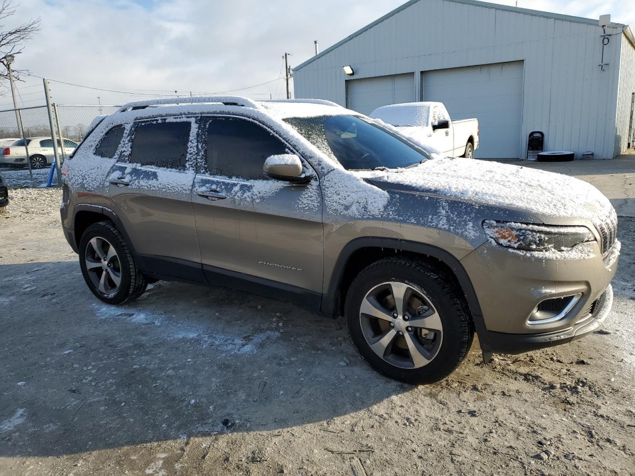 2019 JEEP CHEROKEE L - Image 4