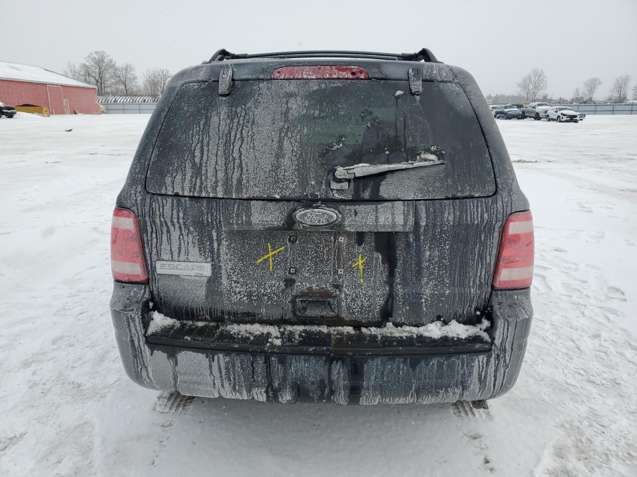 2010 FORD ESCAPE XLT - Image 6