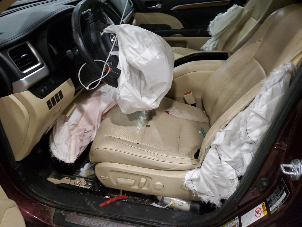 2018 TOYOTA HIGHLANDER - Image 7