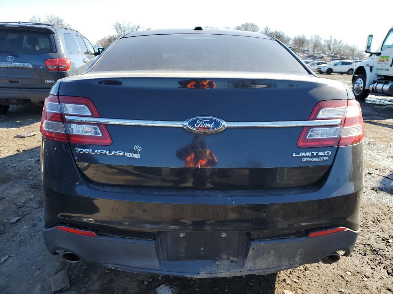 2013 FORD TAURUS LIM - Image 6