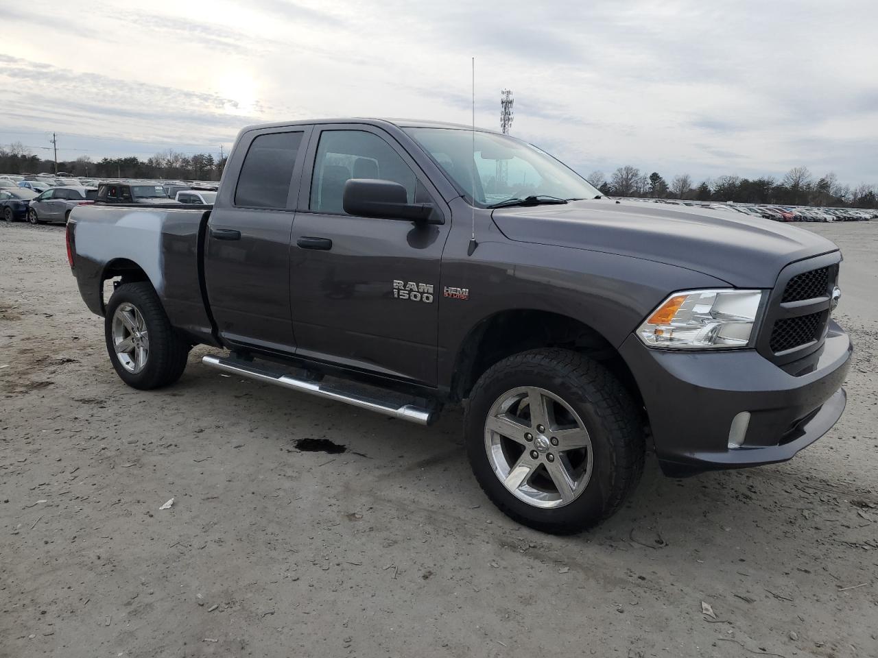 2017 RAM 1500 ST - Image 4