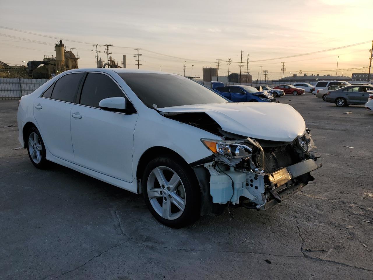 2012 TOYOTA CAMRY BASE - Фото 4