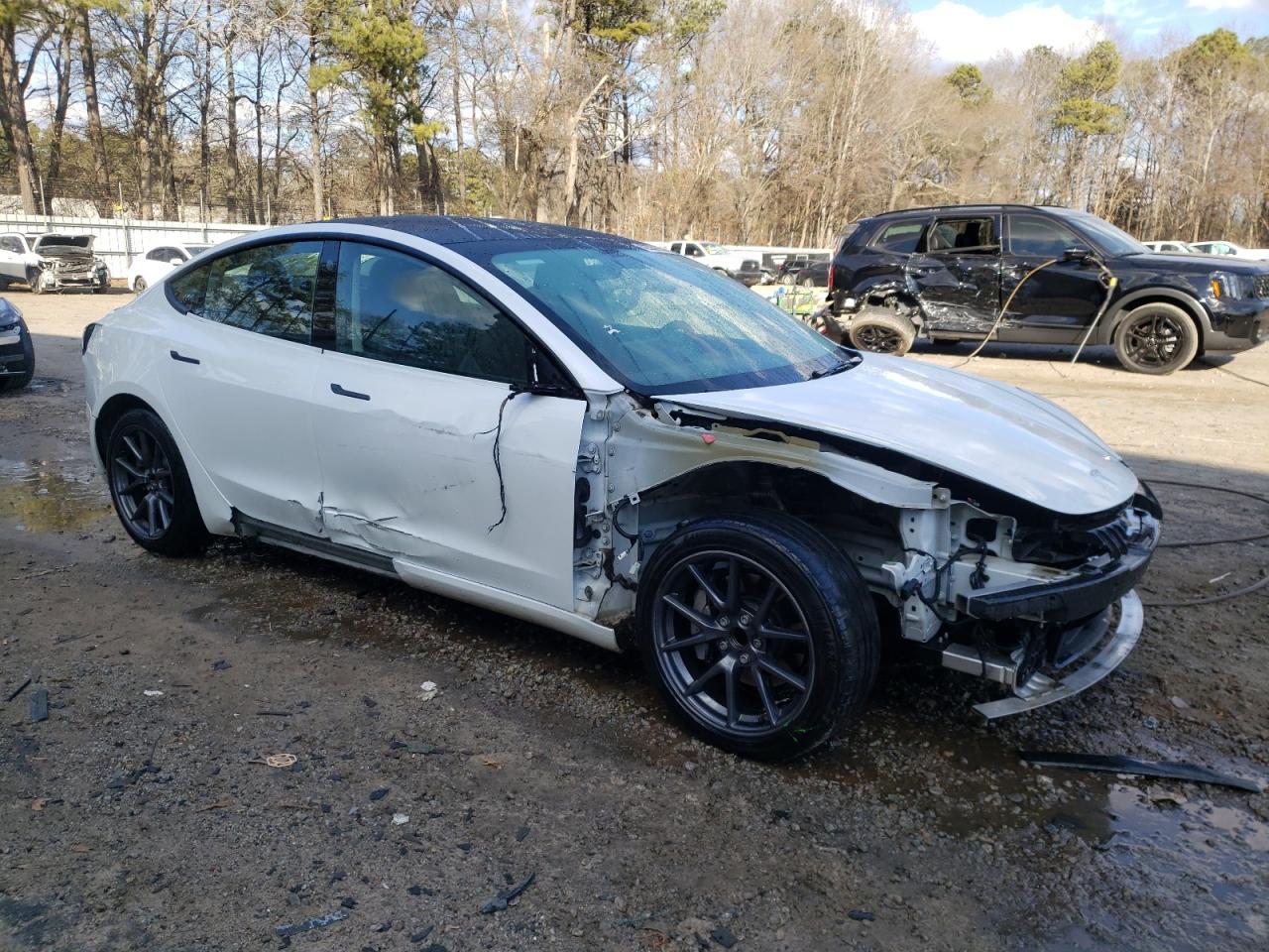 2022 TESLA MODEL 3 - Image 4