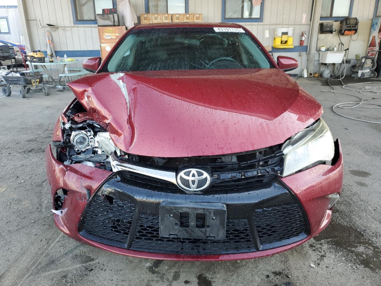 2015 TOYOTA CAMRY LE - Фото 5