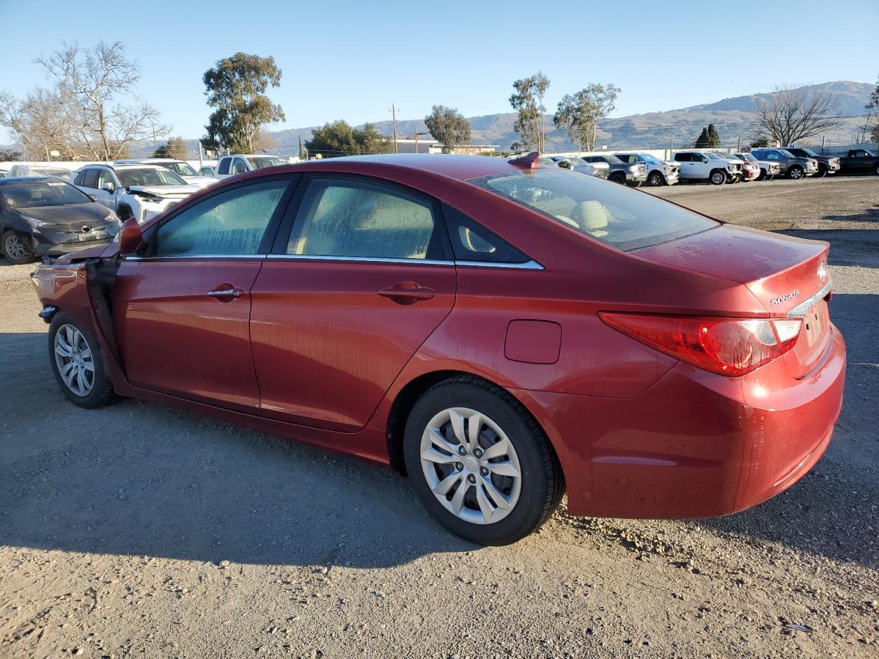 2011 HYUNDAI SONATA GLS - Image 2