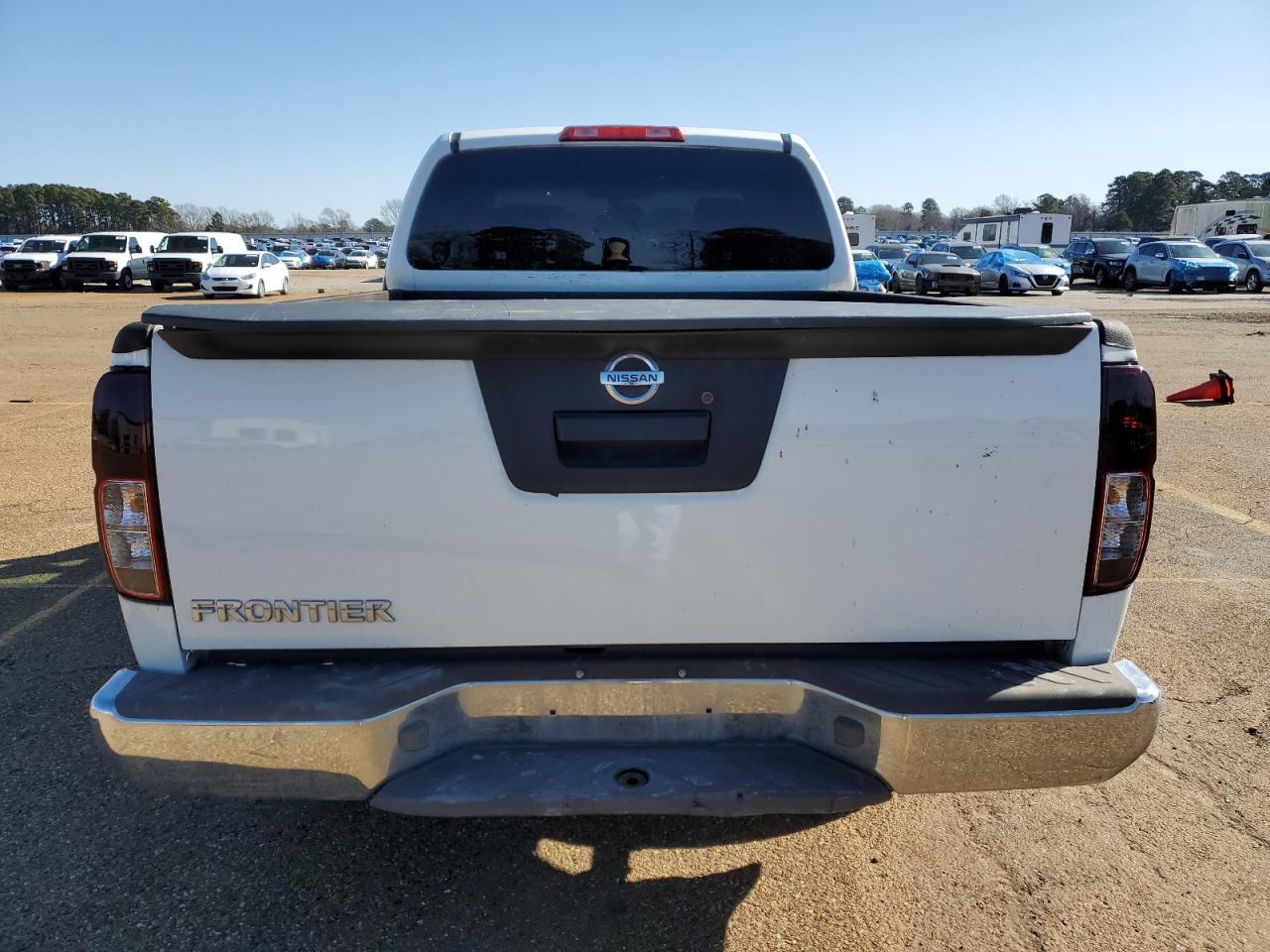2016 NISSAN FRONTIER S - Фото 6