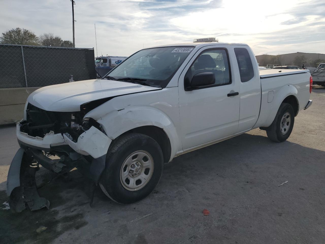 2016 NISSAN FRONTIER S