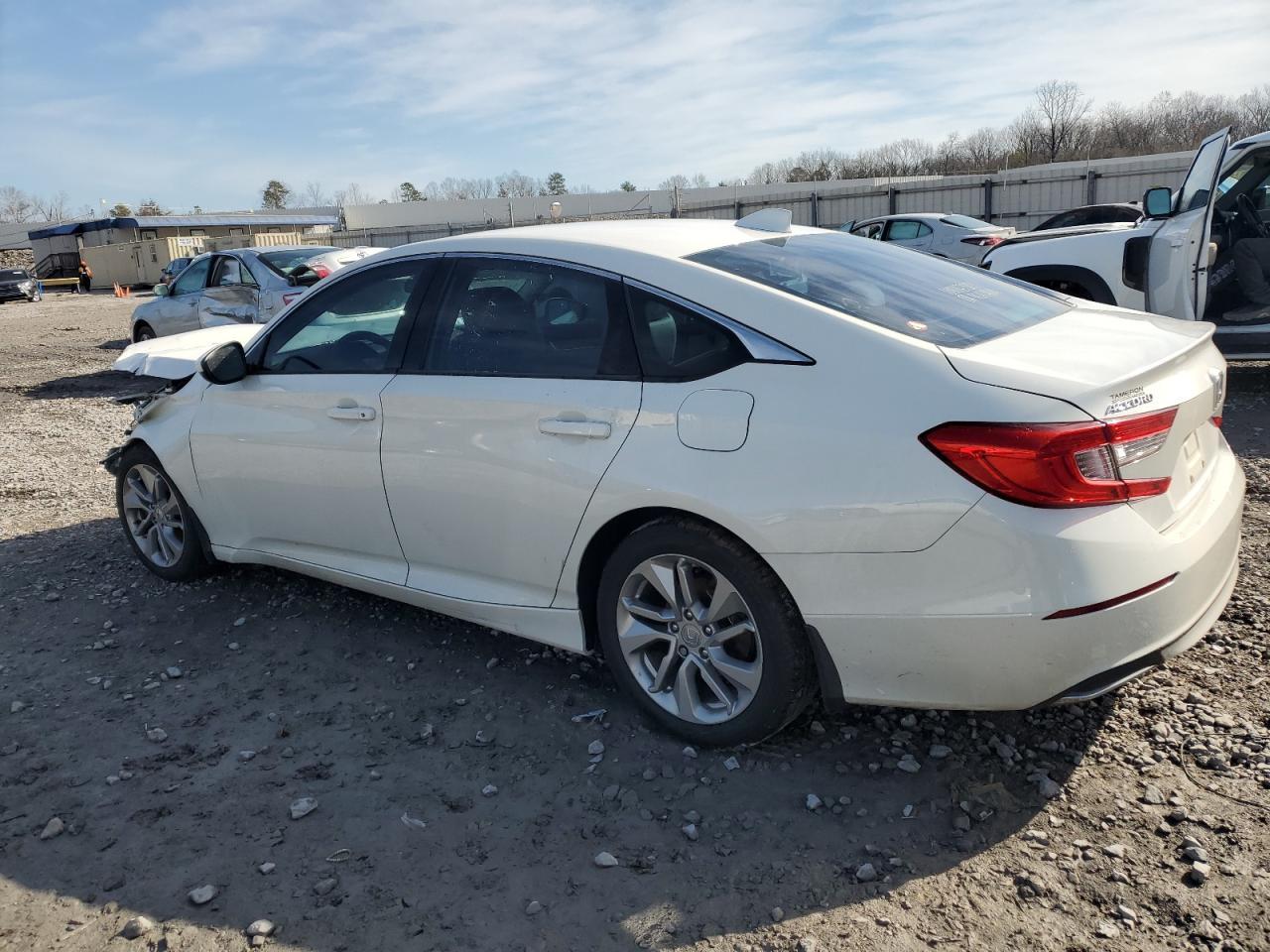 2018 HONDA ACCORD LX - Image 2