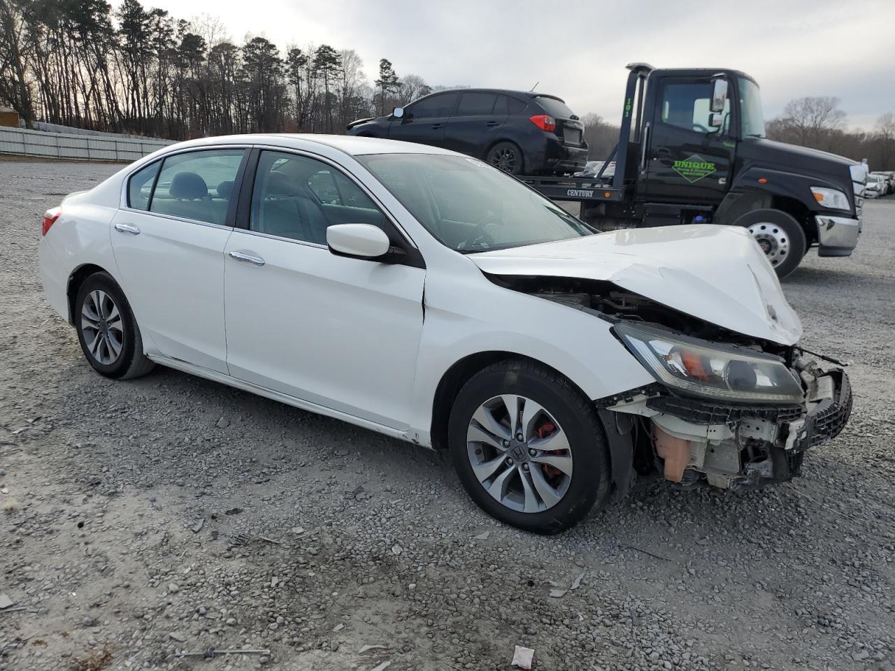 2014 HONDA ACCORD LX - Фото 4