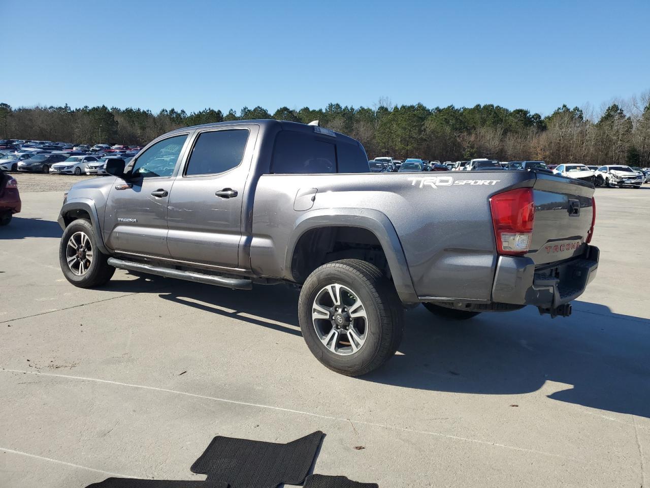 2017 TOYOTA TACOMA DOU - Фото 2