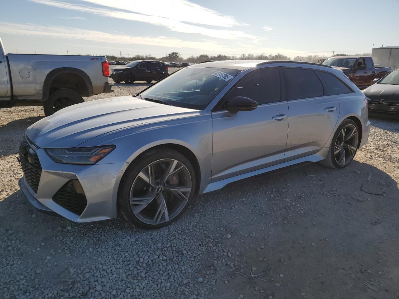 2021 AUDI RS6