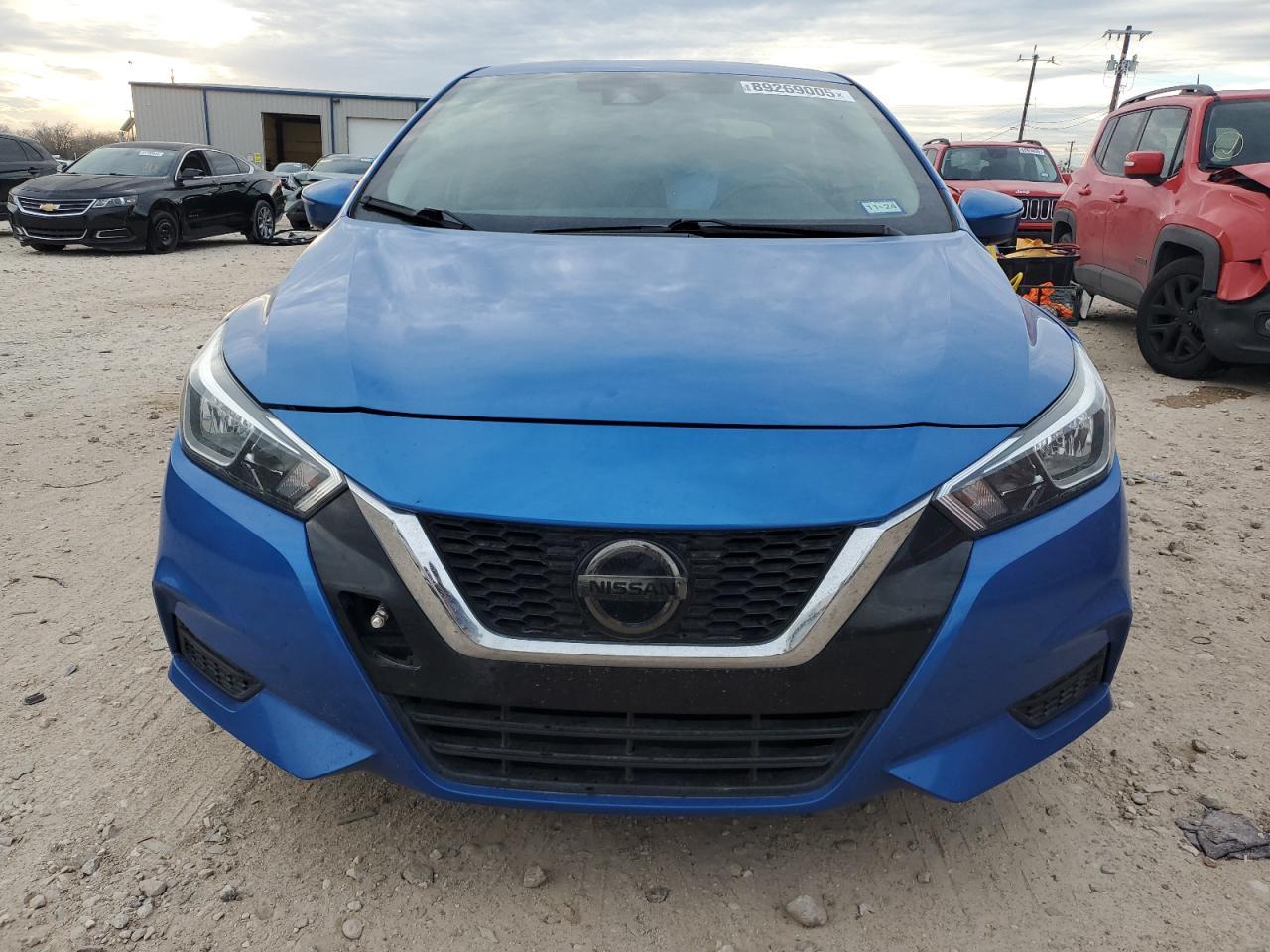 2021 NISSAN VERSA SV - Image 5